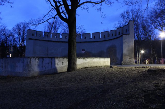 Neviditeľné hradby